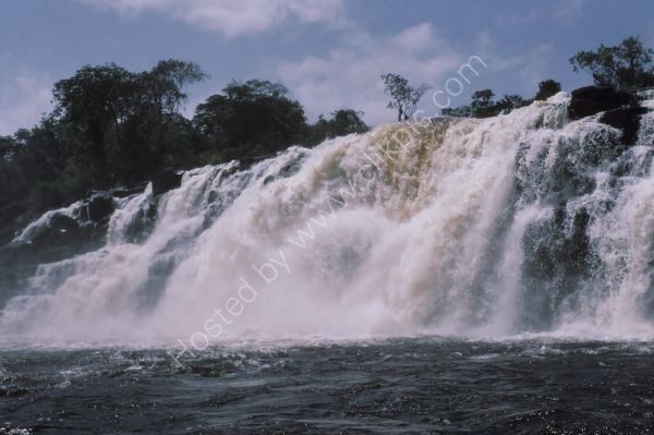 Water Falls, El Parque Cachamay, Puerto Ordaz